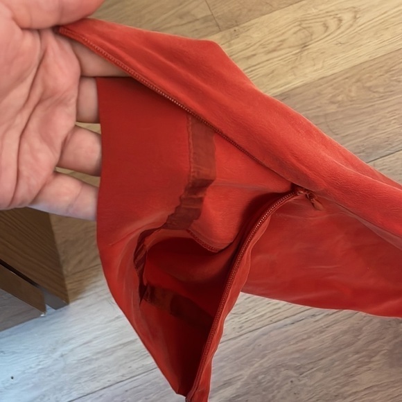 L’Agence Red deep v neck waist tie Zip Ankle - Picture 5 of 7